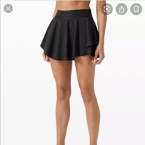 Lululemon Court Rival High Rise Skirt Sz 4